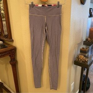 LULULEMON Women Striped Athletic Leggings Size 4-Fits like a 2